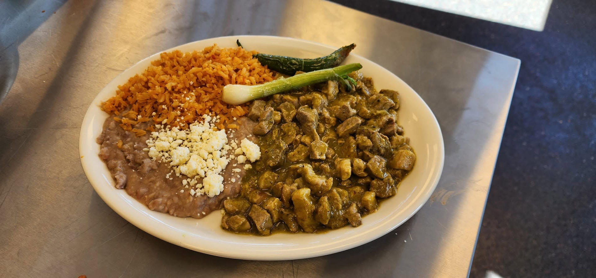 Santiago's Chile Verde